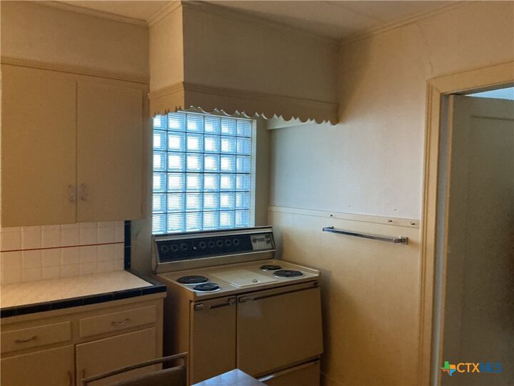 Property Photo: 407 Wisteria Avenue TX 77901