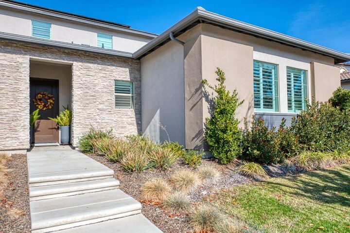 Property Photo:  1007 Little Canyon Drive  CA 93636 