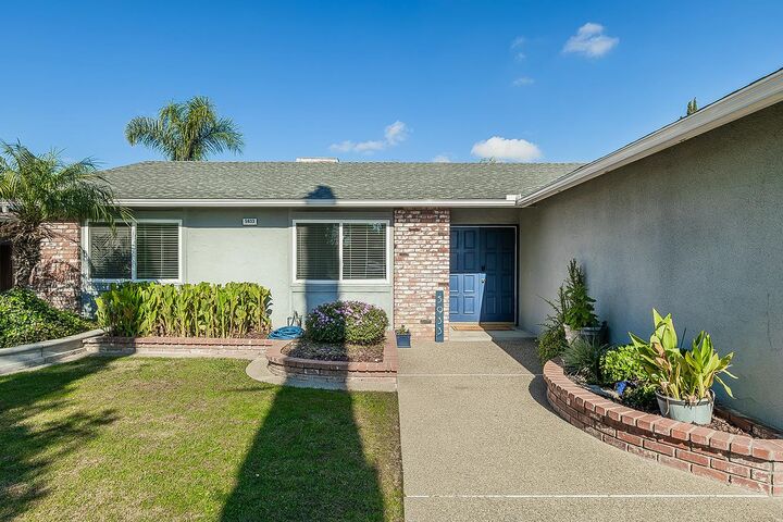 Property Photo:  5933 E Saginaw Way  CA 93727 