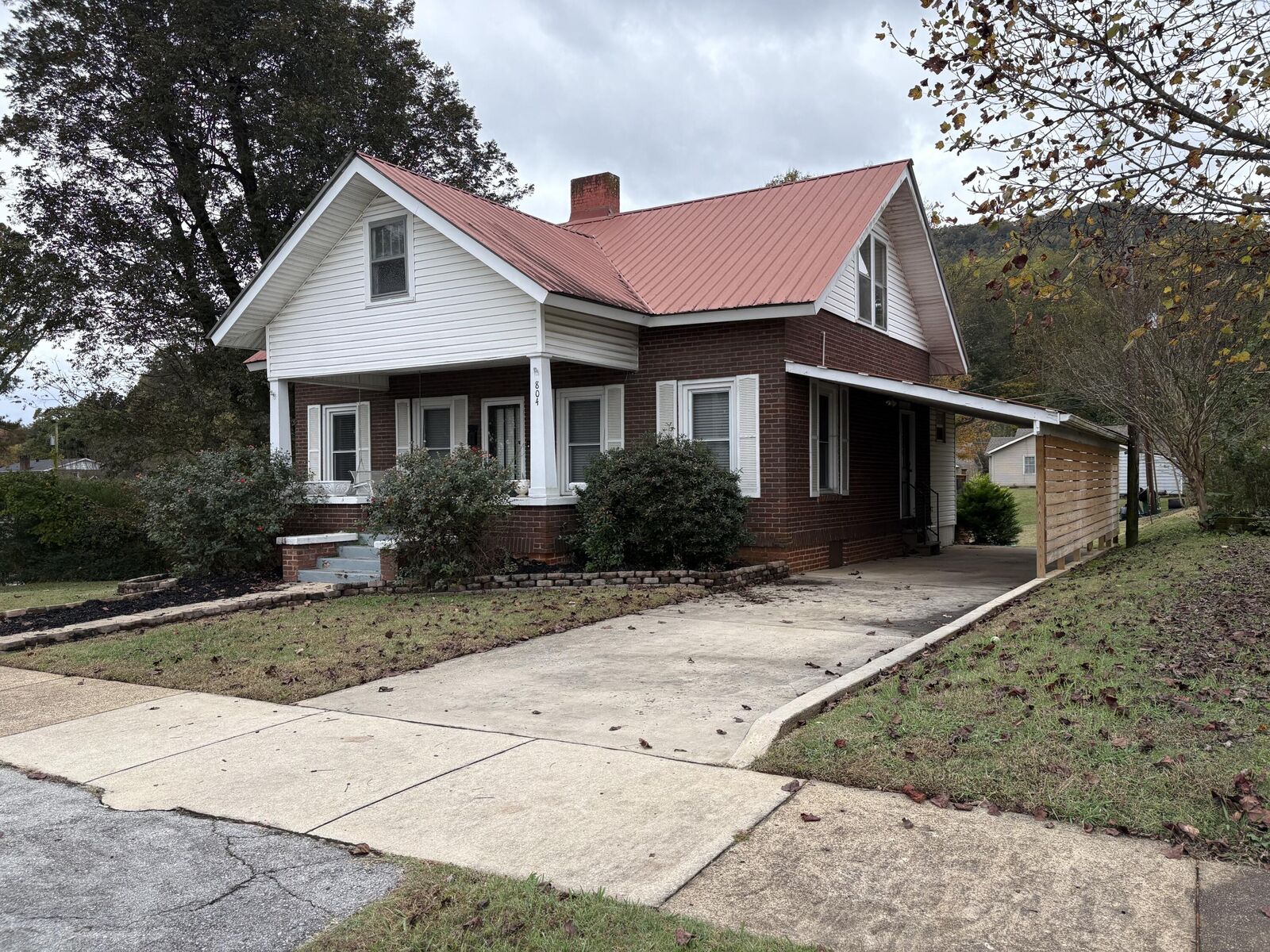 Property Photo: 804 Elm Avenue TN 37380