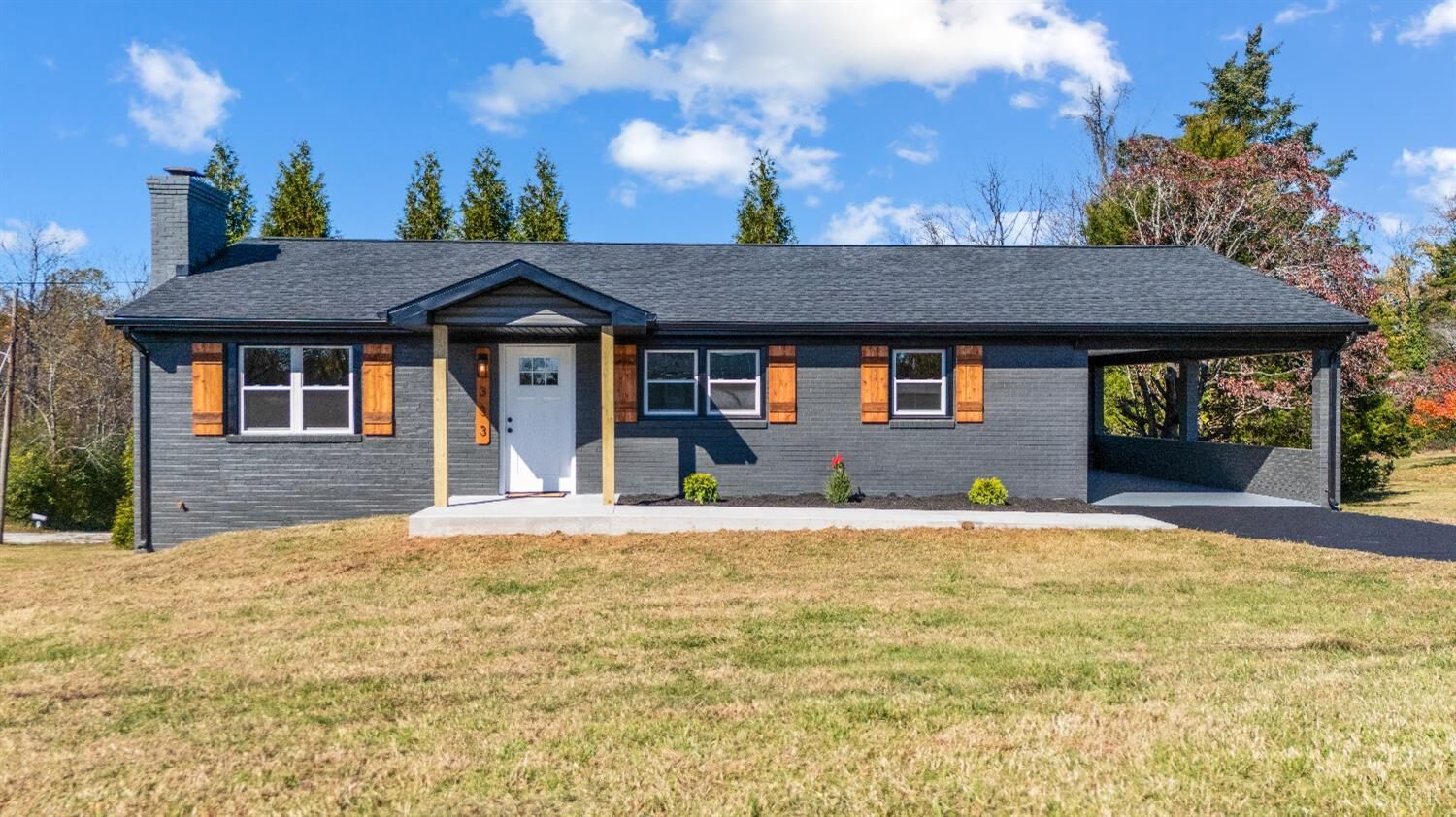 Property Photo: 333 N Main Street VA 24521