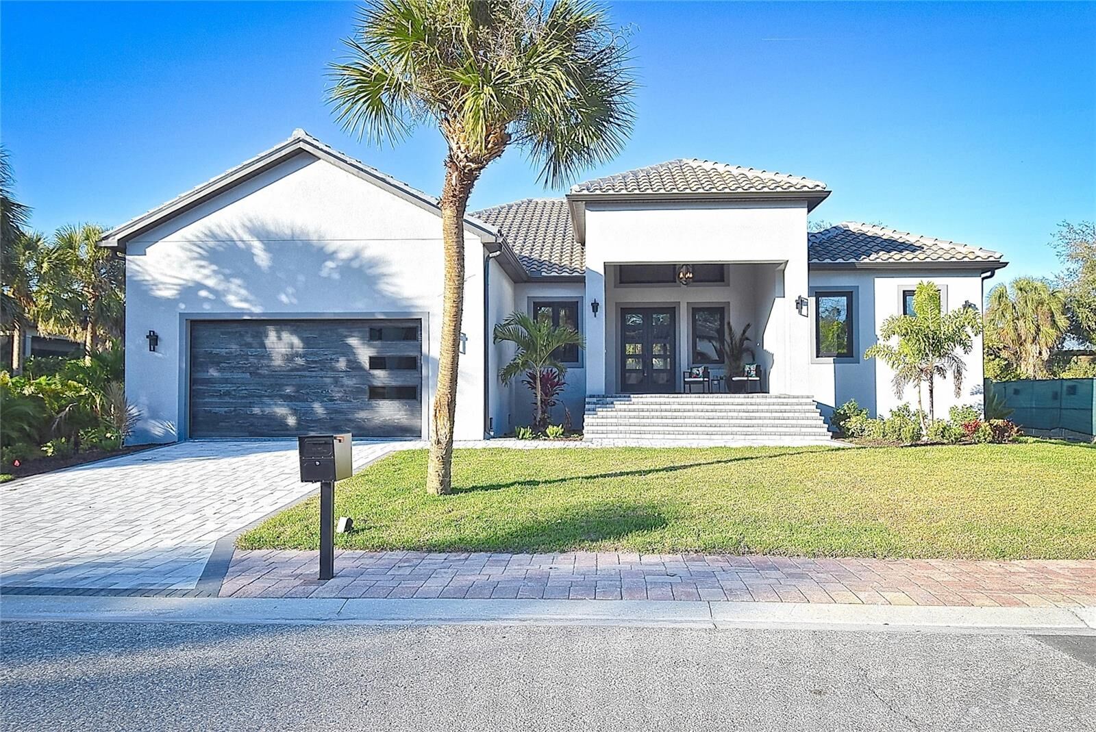 Property Photo:  4980 Topsail Drive  FL 34275 