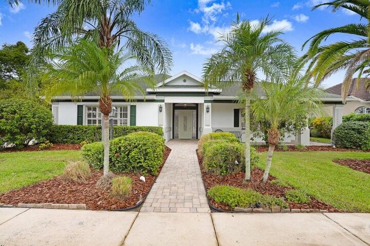Property Photo:  12009 Brewster Drive  FL 33626 