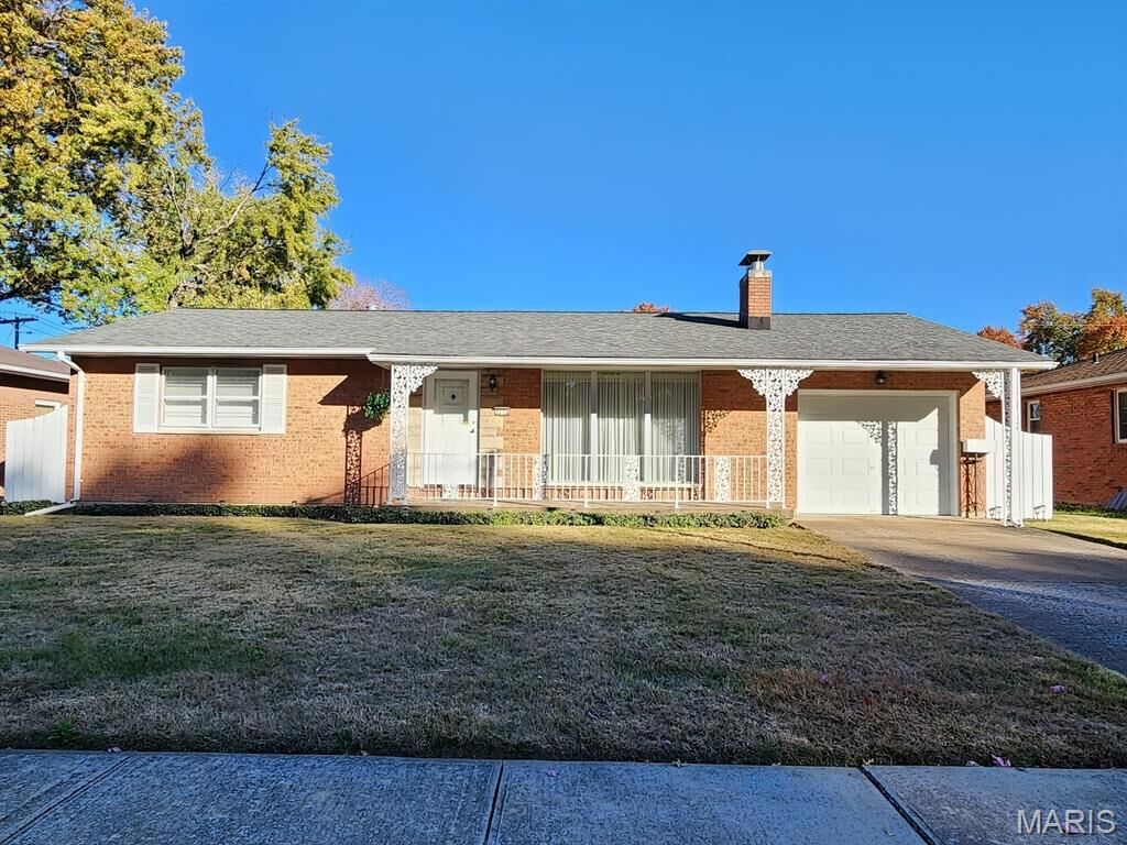 Property Photo:  3234 Princeton Drive  IL 62040 