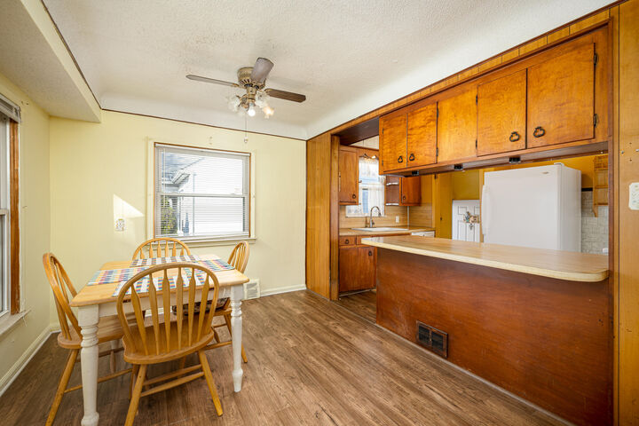 Property Photo:  1042 Champaign Road  MI 48146 