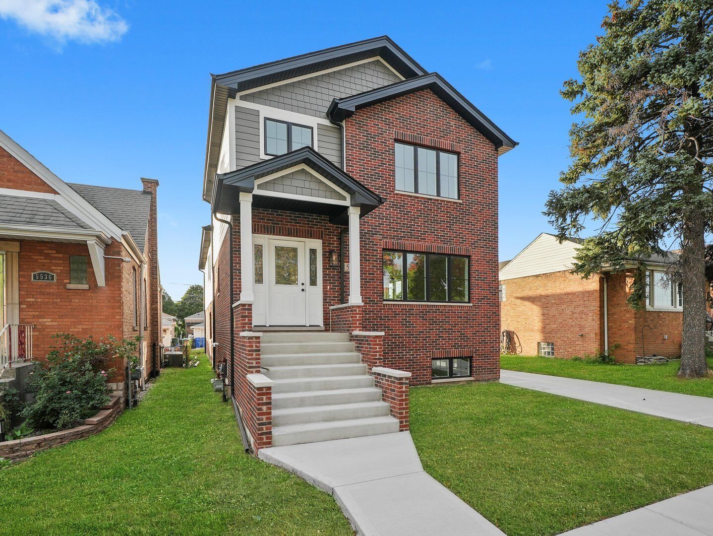 Property Photo:  5532 S Oak Park Avenue  IL 60638 