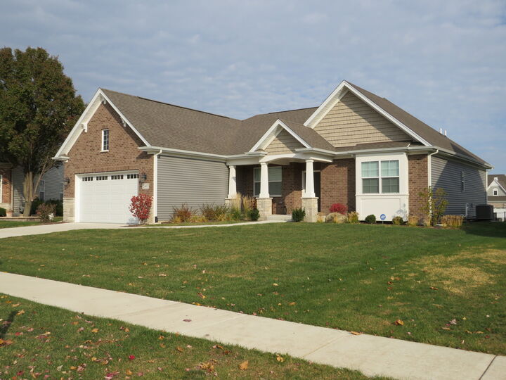 Property Photo: 21407 Bay Tree Court IL 60404