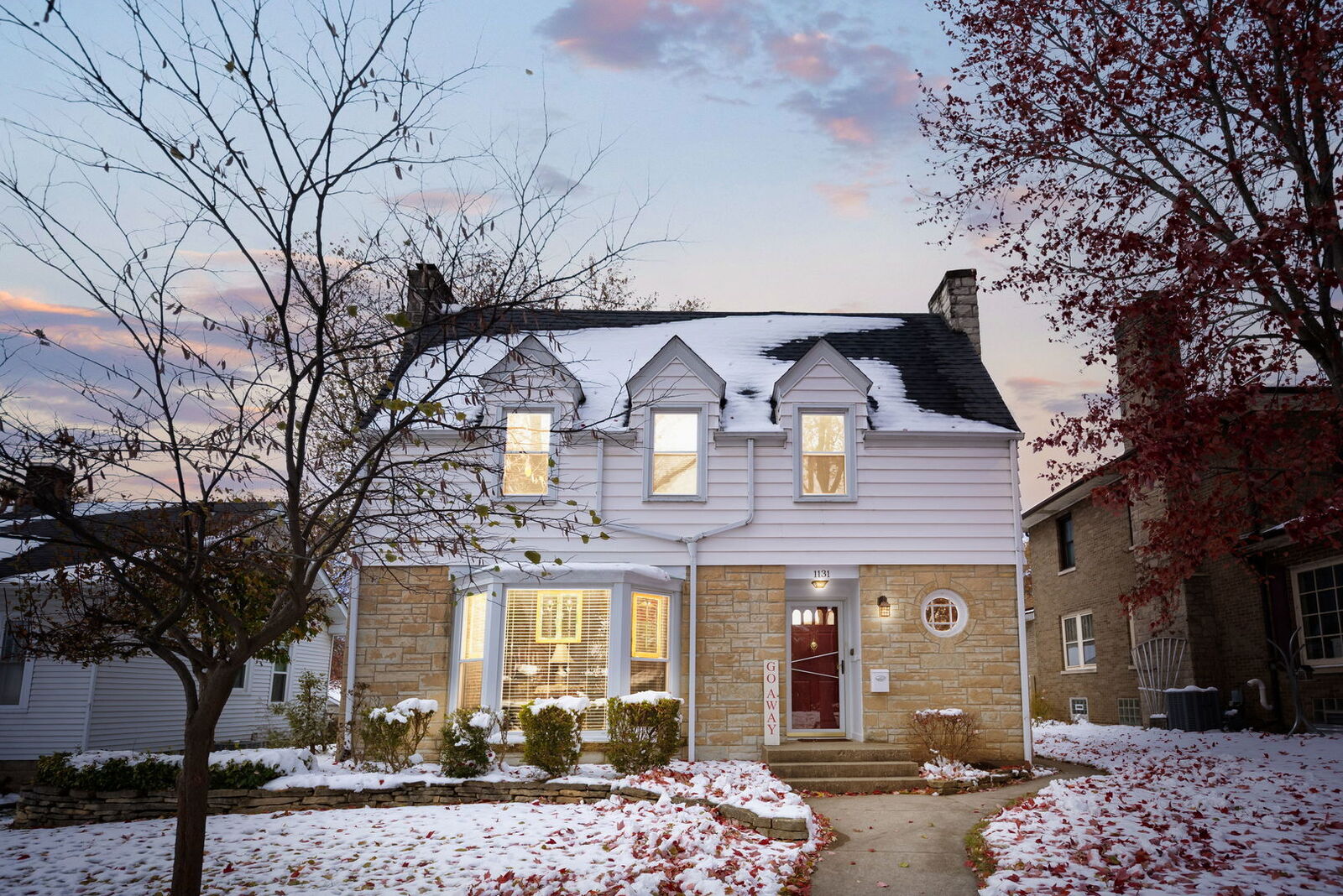 Property Photo: 1131 S Elm Avenue IL 60901