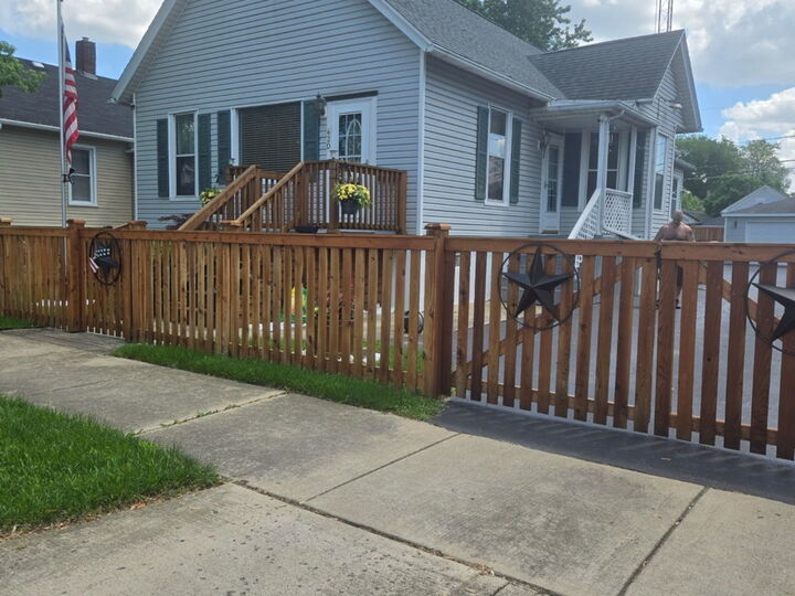 Property Photo:  420 Elwood Street  IL 60432 