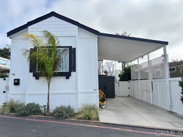 Property Photo:  699 N Vulcan Avenue 80  CA 92024 