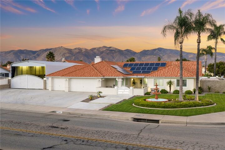 Property Photo:  1497 Park  CA 92583 