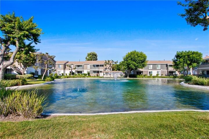 Property Photo: 2847 S Fairview D CA 92704