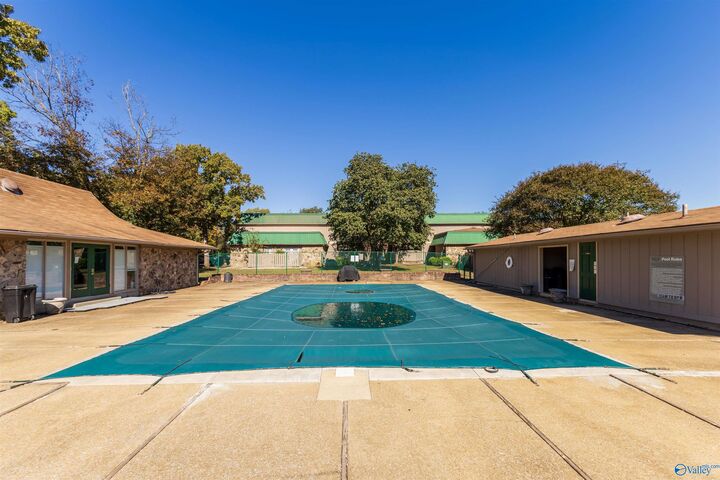 Property Photo: 2225 SW Golf Road 316 AL 35802