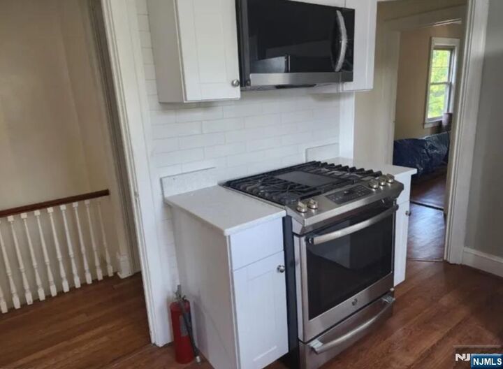 Property Photo:  265 Park Street 2  NJ 07043 