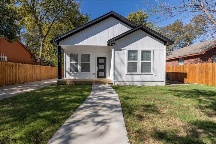 Property Photo:  2823 Alaska Avenue  TX 75216 