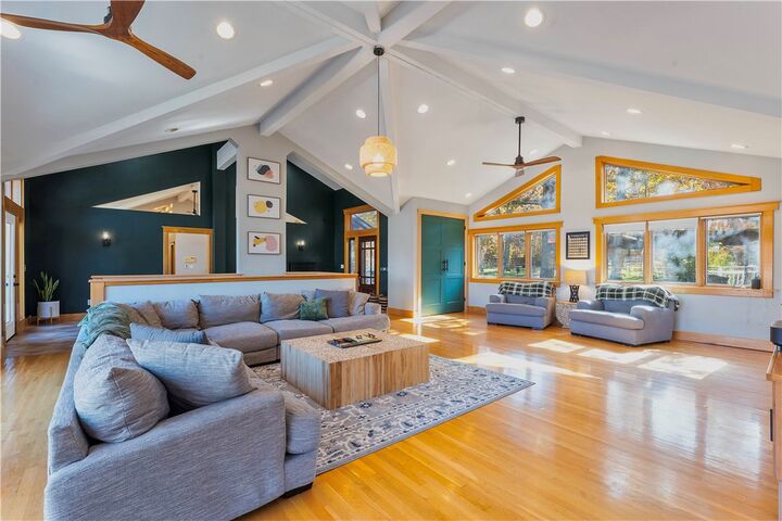 Property Photo: 17450 Railroad Cut Road AR 72756