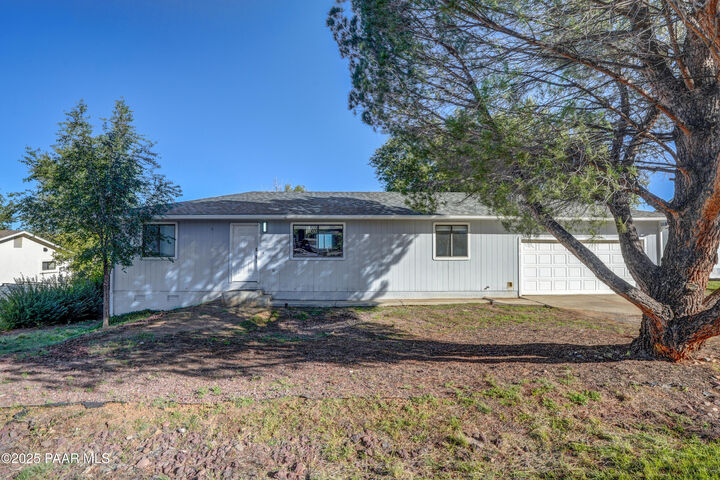 Property Photo:  8620 E Crater Court  AZ 86314 