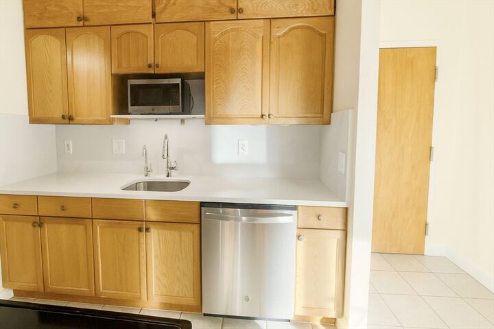 Property Photo:  159 Main 41C  MA 02180 