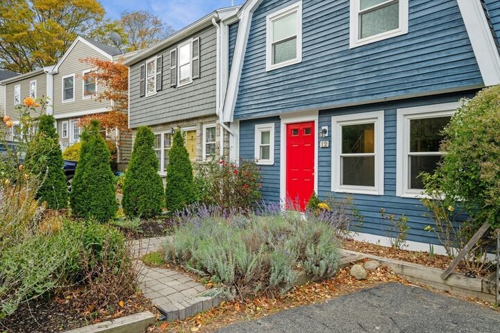 Property Photo:  12 Heritage Way 12  MA 01945 