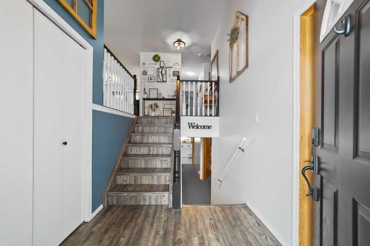 Property Photo:  4718 47A Avenue  AB T0B 2L0 