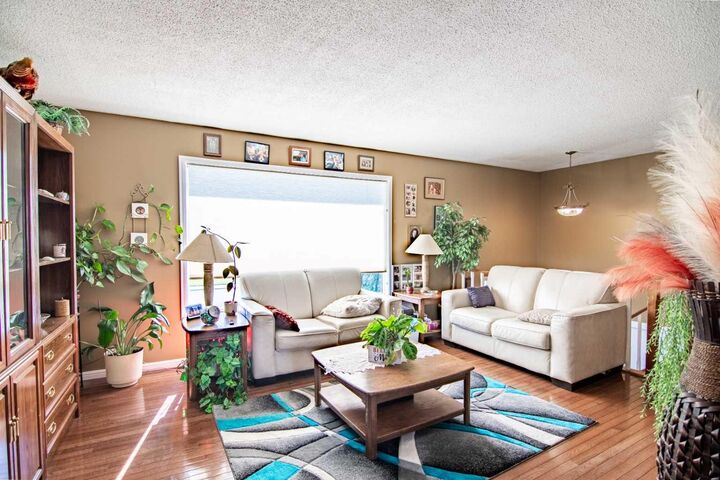 Property Photo:  84 Pearson Crescent  AB T4P 1L9 