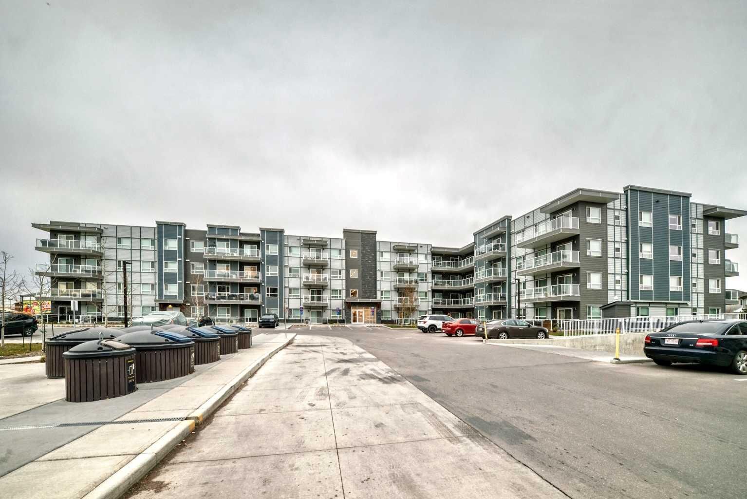 Property Photo: 80 Carrington Plaza NW 404 AB T3P 1X6