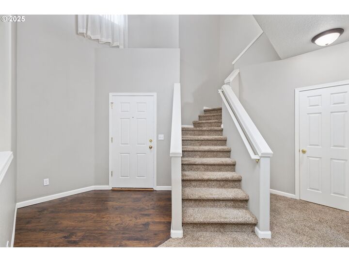 Property Photo: 3215 SE Robin Cir OR 97123