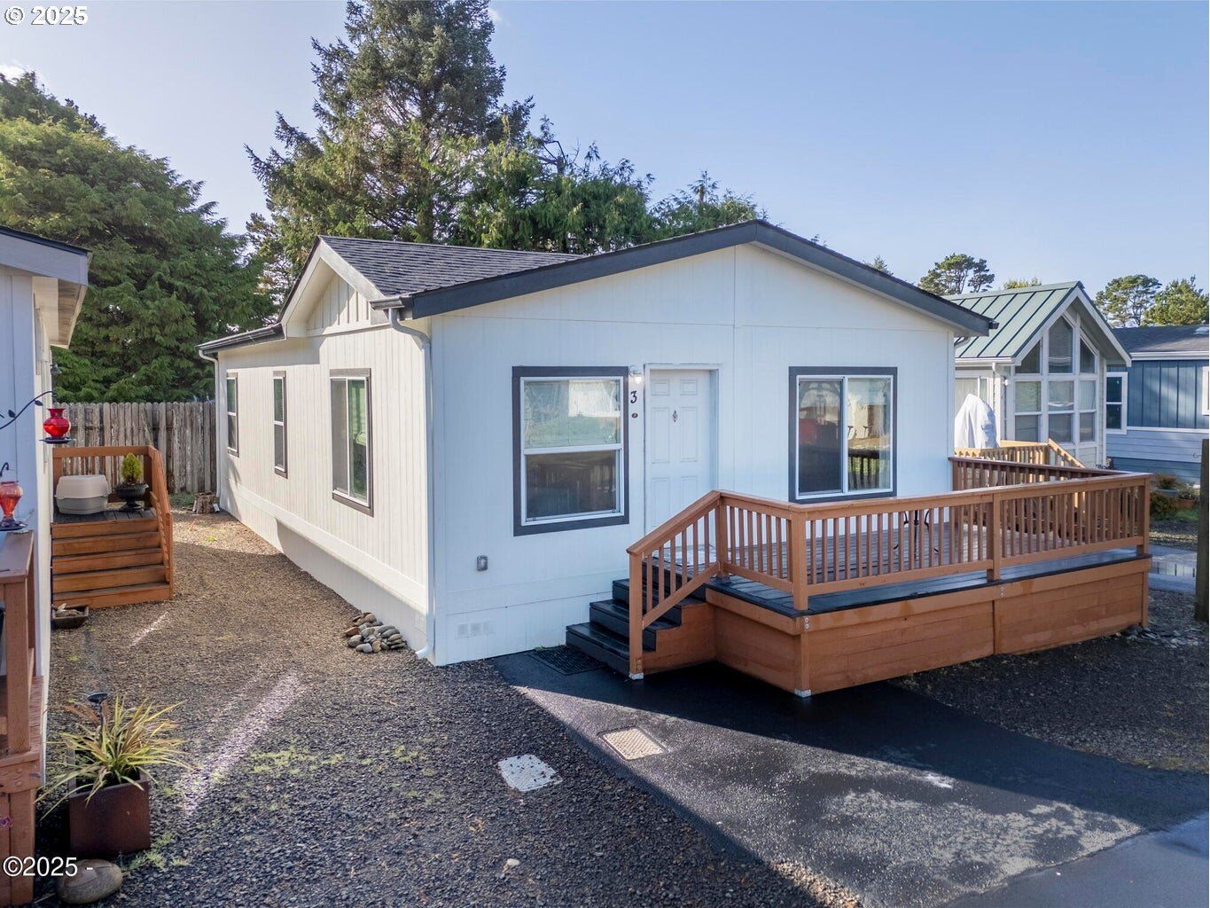 Property Photo:  4875 N Highway 101 3  OR 97341 