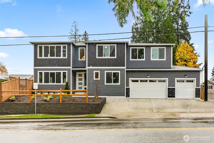 1720 S Lake Stickney Drive  Lynnwood WA 98087 photo