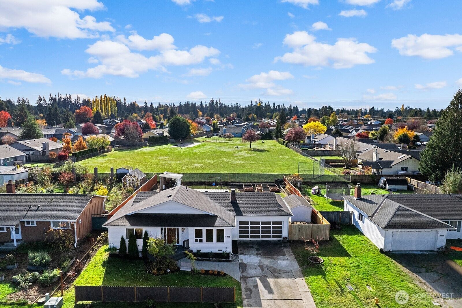 Property Photo:  5302  142nd Place NE  WA 98271 