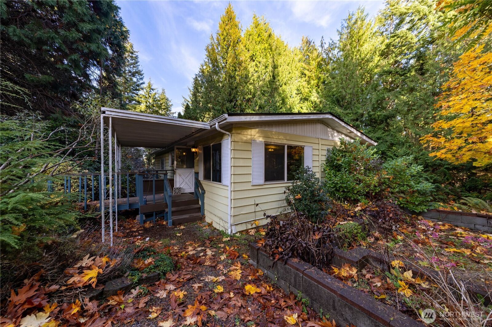 Property Photo: 921 S Margie Ann Drive WA 98282