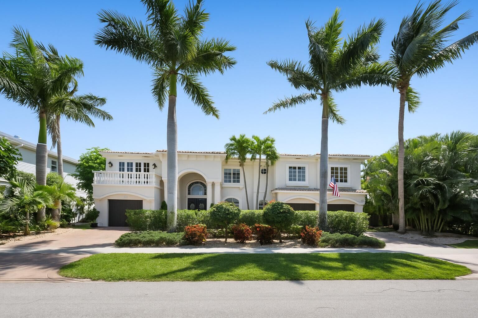 Property Photo:  712 NE 71st Street  FL 33487 