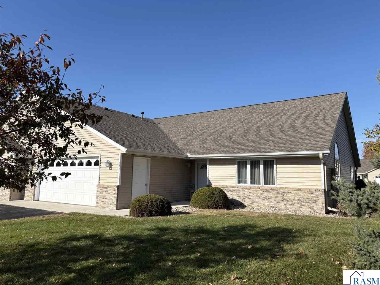 Property Photo:  1547 Mourning Dove Path  MN 56001 