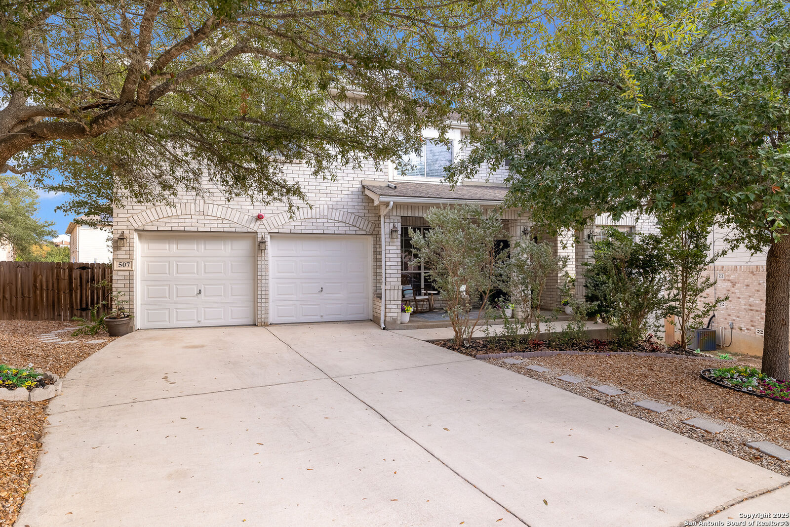 Property Photo: 507 Catanbo Ct TX 78258