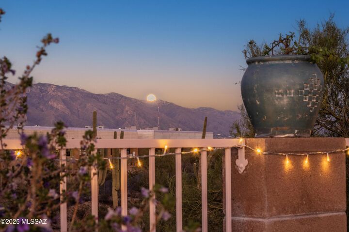 Property Photo:  3847 N Nash Creek Court  AZ 85745 