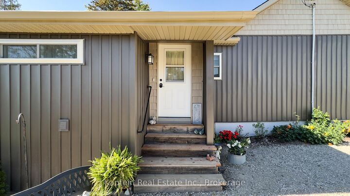 Property Photo:  37063A Amberly Road E  ON N0G 2H0 