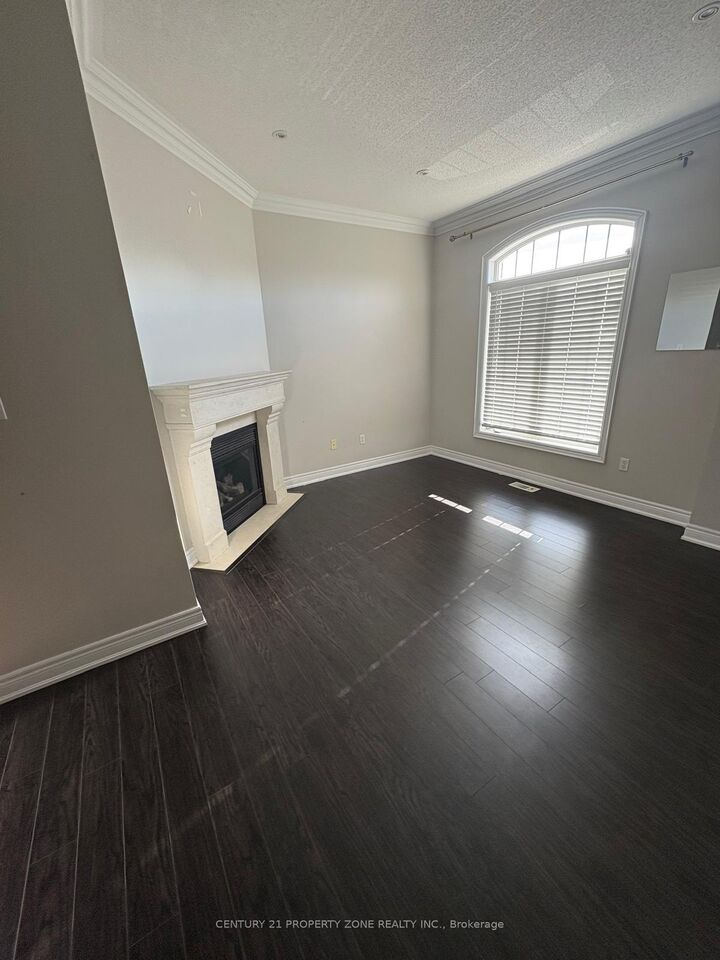 Photo de la propriété:  309 Brisdale Drive  ON L7A 3A1 