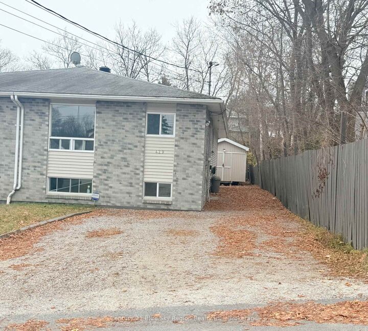 Property Photo:  429 Dudley Avenue  ON P1B 7A6 