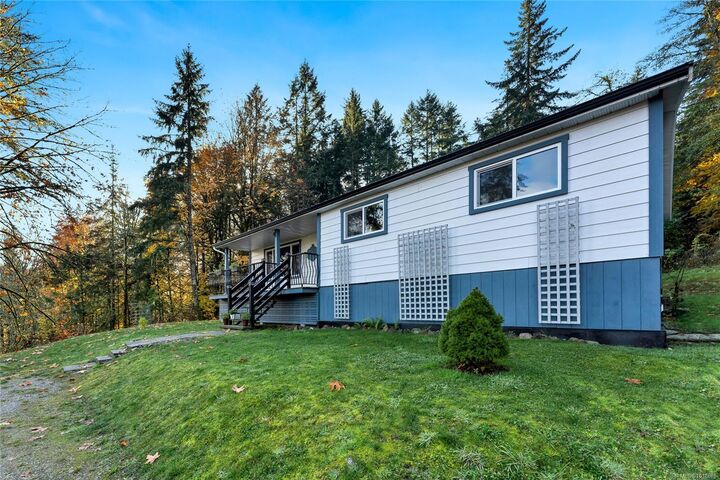 Property Photo: 241 Aust Way BC V8K 2B2