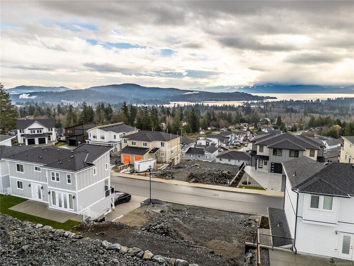 Property Photo:  2298 Hudson Terr  BC V9Z 0N2 