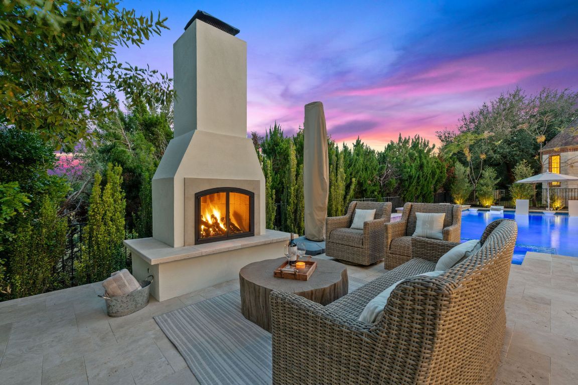 Property Photo: 113 Lakota Pass TX 78738