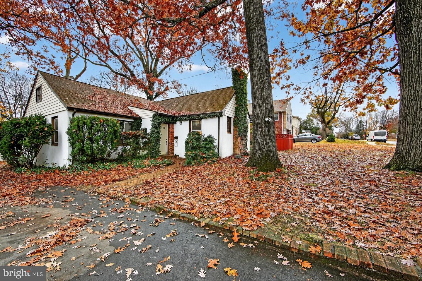 Property Photo: 31 Barren Road PA 19073