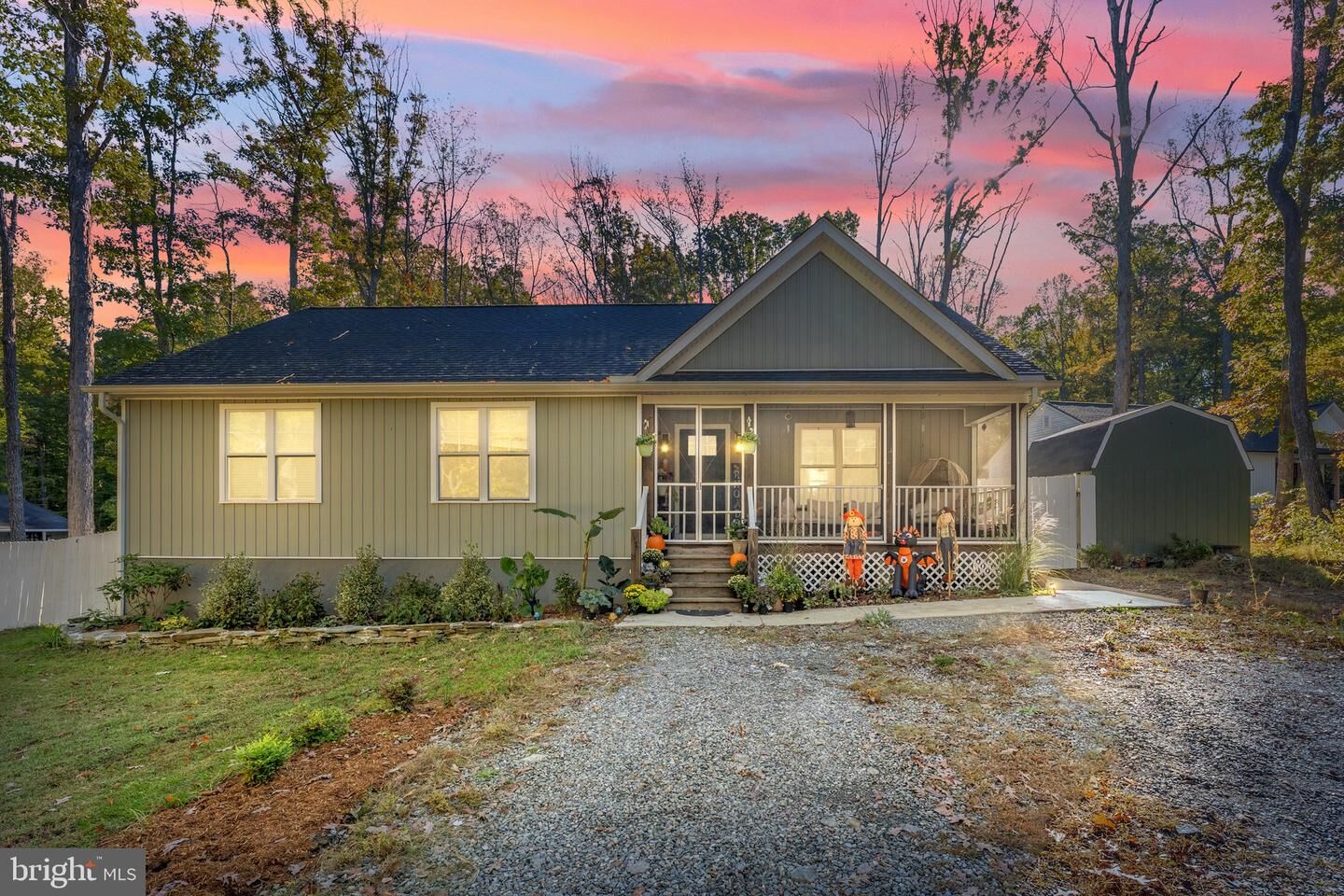 Property Photo: 1322 Kennon Rd VA 23117