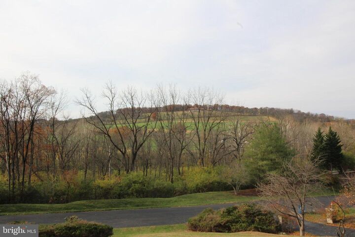 Property Photo: 7 Woods Way PA 19610