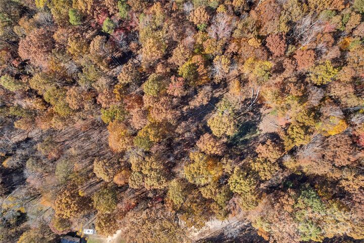 Property Photo:  142 Fawn Lane  NC 28086 