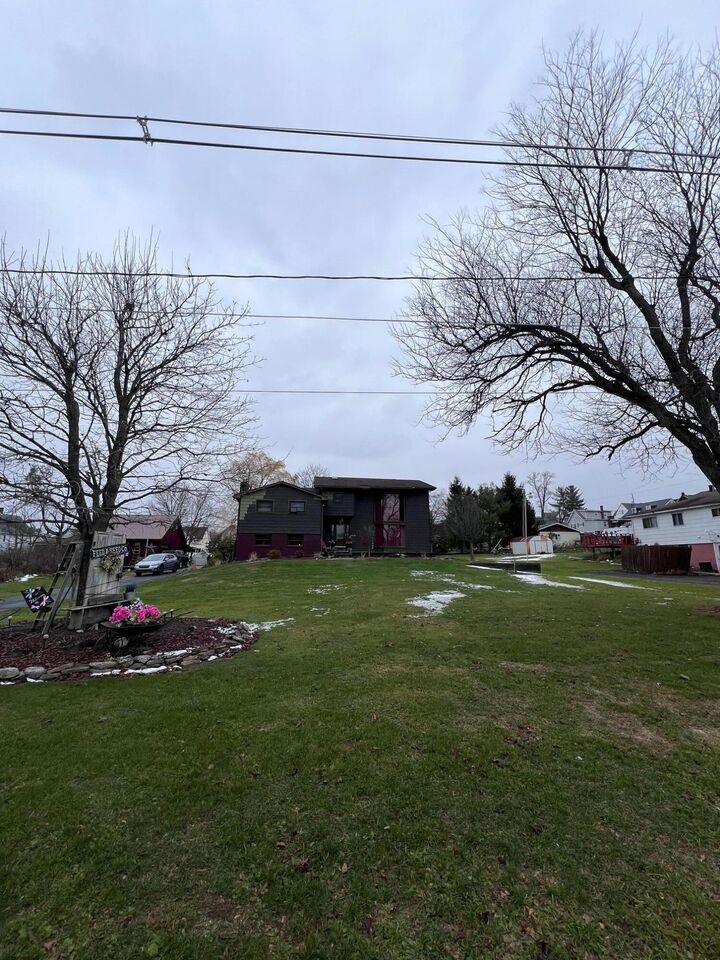 Property Photo:  523 Walnut Ave  PA 15801 