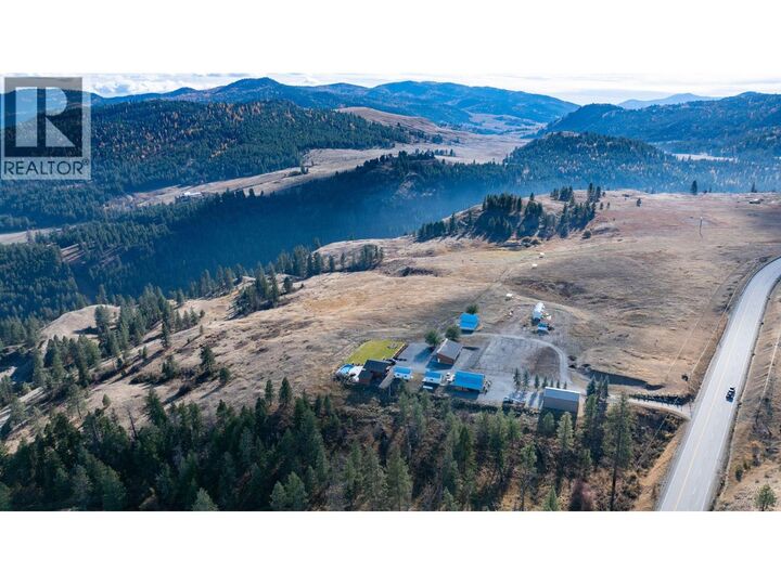 Property Photo: 4520 Highway 3 Other BC V0H 1Y0
