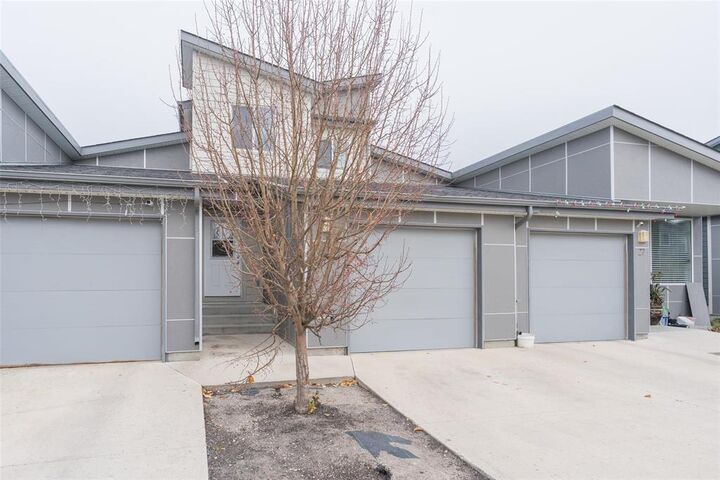 Property Photo:  1655 Leila Avenue  MB R2P 1V1 