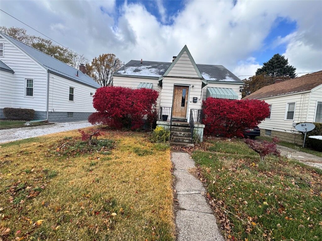 Property Photo:  1848 E 7th Street  PA 16511 