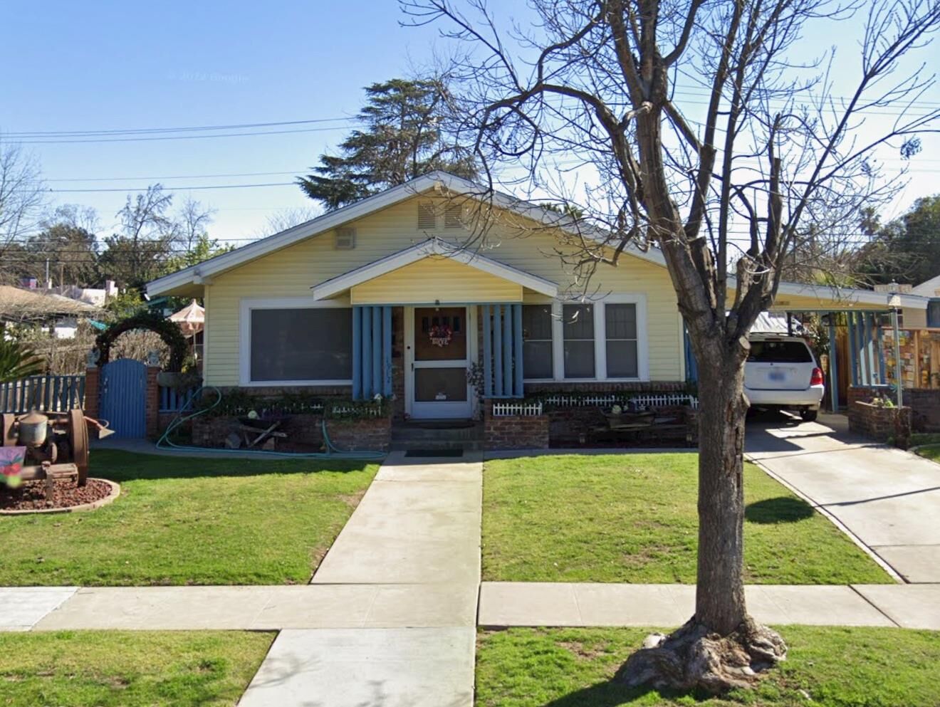 Property Photo:  1912 N Vagedes Avenue  CA 93705 